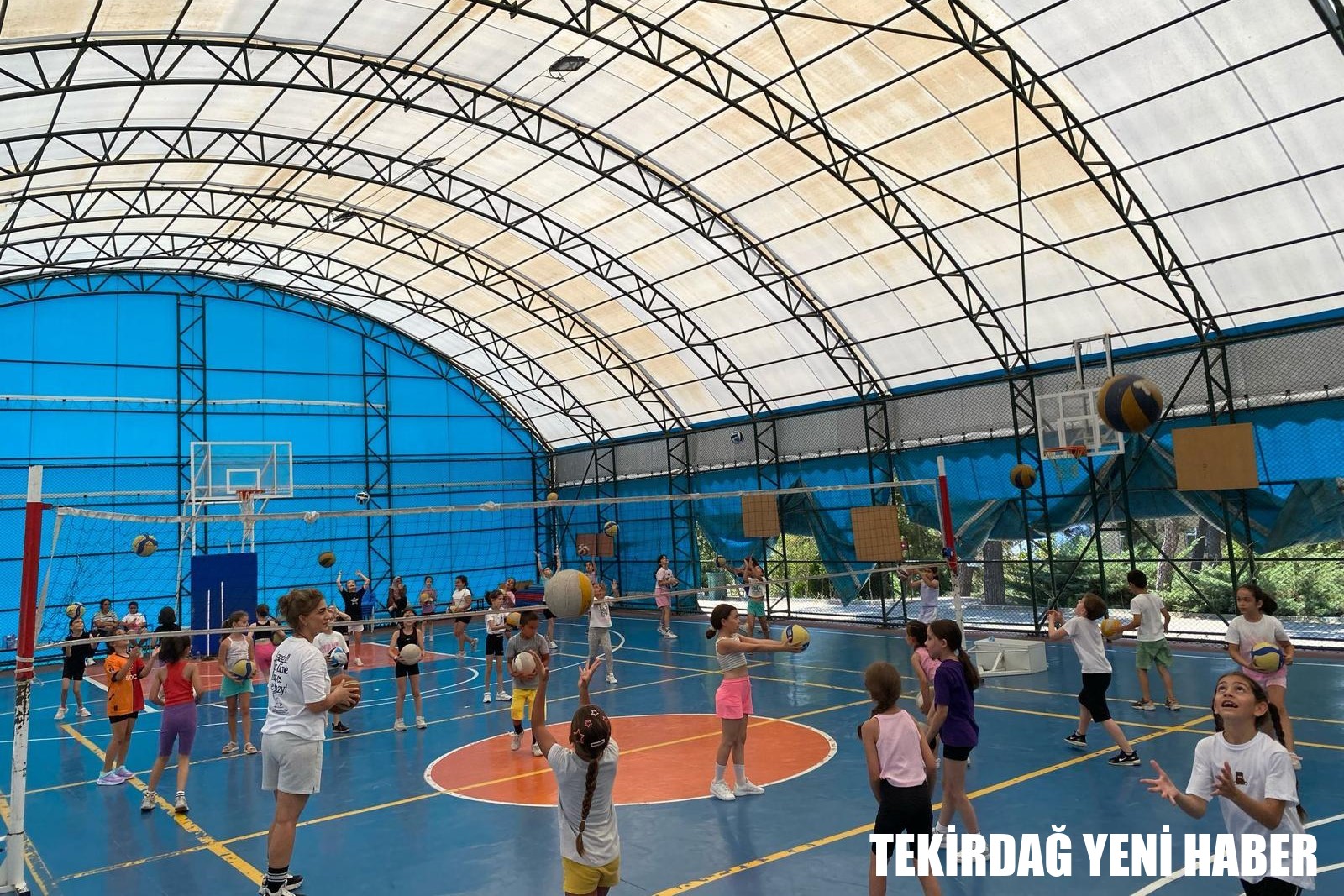 Yaz Okullarında 3410 Çocuk Sanat ve Sporla Buluşuyor