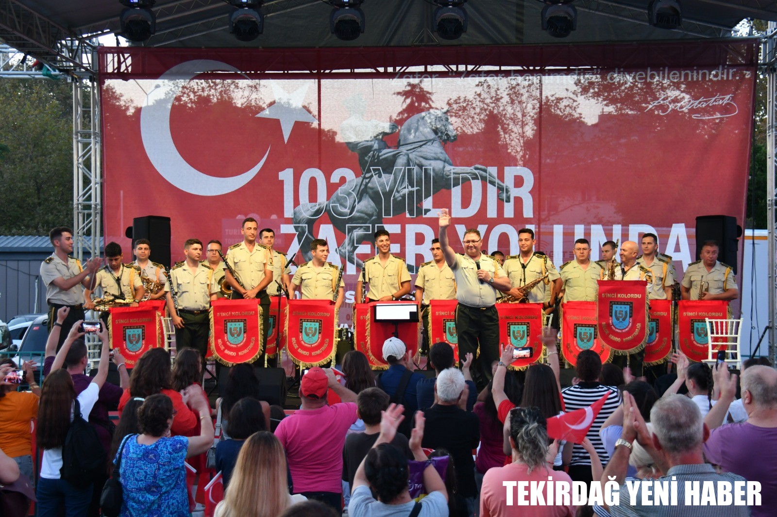 30 Ağustos Zafer Bayramı Coşkusu Süleymanpaşa Sahilini Sardı