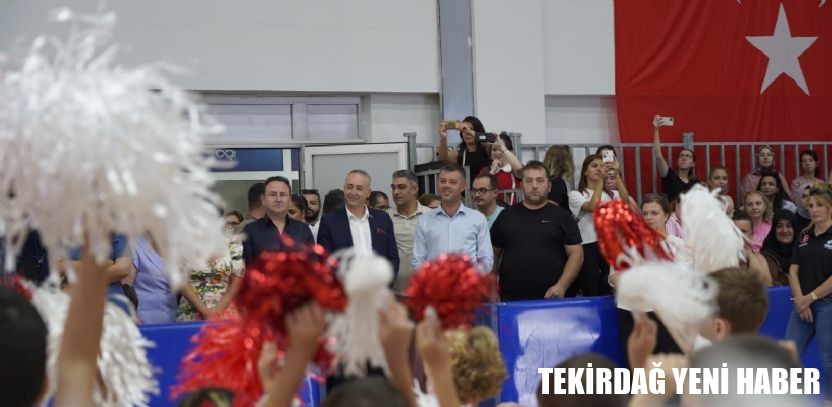 Başkan Sarıkurt, Yaz Spor Okulları Kapanış Törenine Katıldı