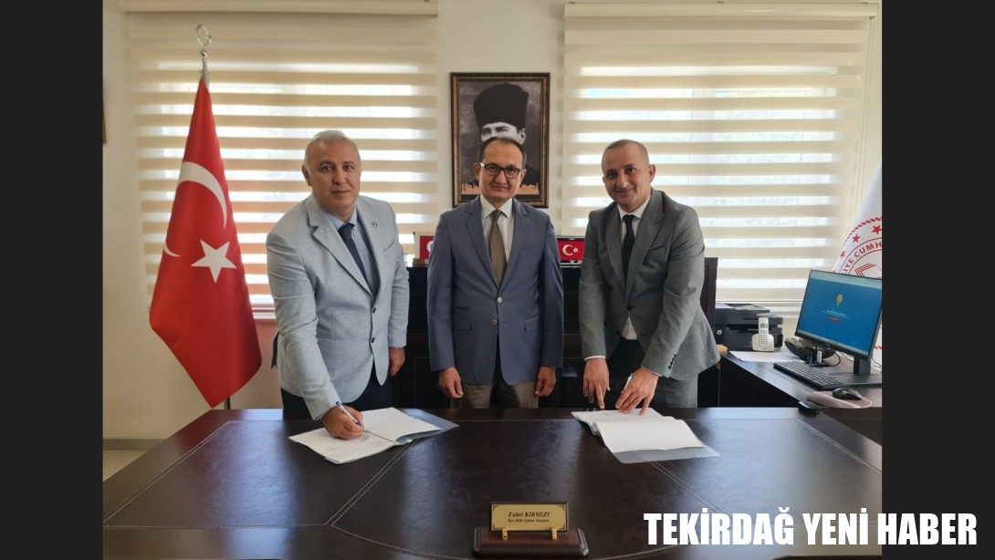 Mesleki ve Teknik Eğitim Politika Belgesi Kapsamında Mobilya Üretim İşine Ait Protokol Müdürlüğümüzde İmzalandı