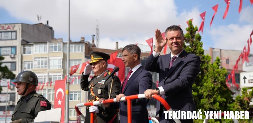 Başkan Sarıkurt 30 Ağustos Zafer Bayramı Kutlamalarına Katıldı
