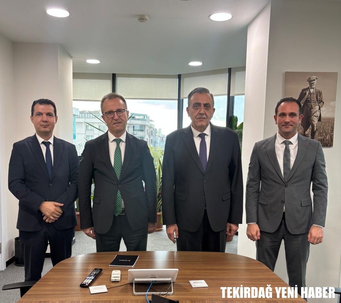 Kaymakamı  Mahmut Nedim TUNÇER, Vakıfbank Tekirdağ Bölge Müdürü..