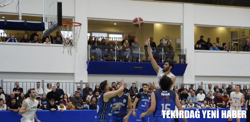 ÇBSK Hem Basketbolda Hem de Voleybolda Kazandı