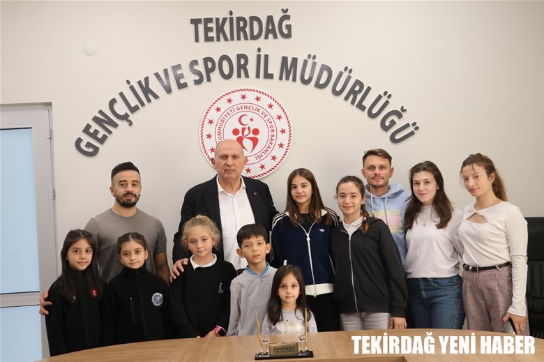 İLİMİZDE İLK DEFA DÜZENLENECEK OLAN “ARTİSTİK BUZ PATENİ 1.BÖLGE YARIŞMASINA” KATILACAK OLAN BUZ PATENİ SPORCULARIMIZ