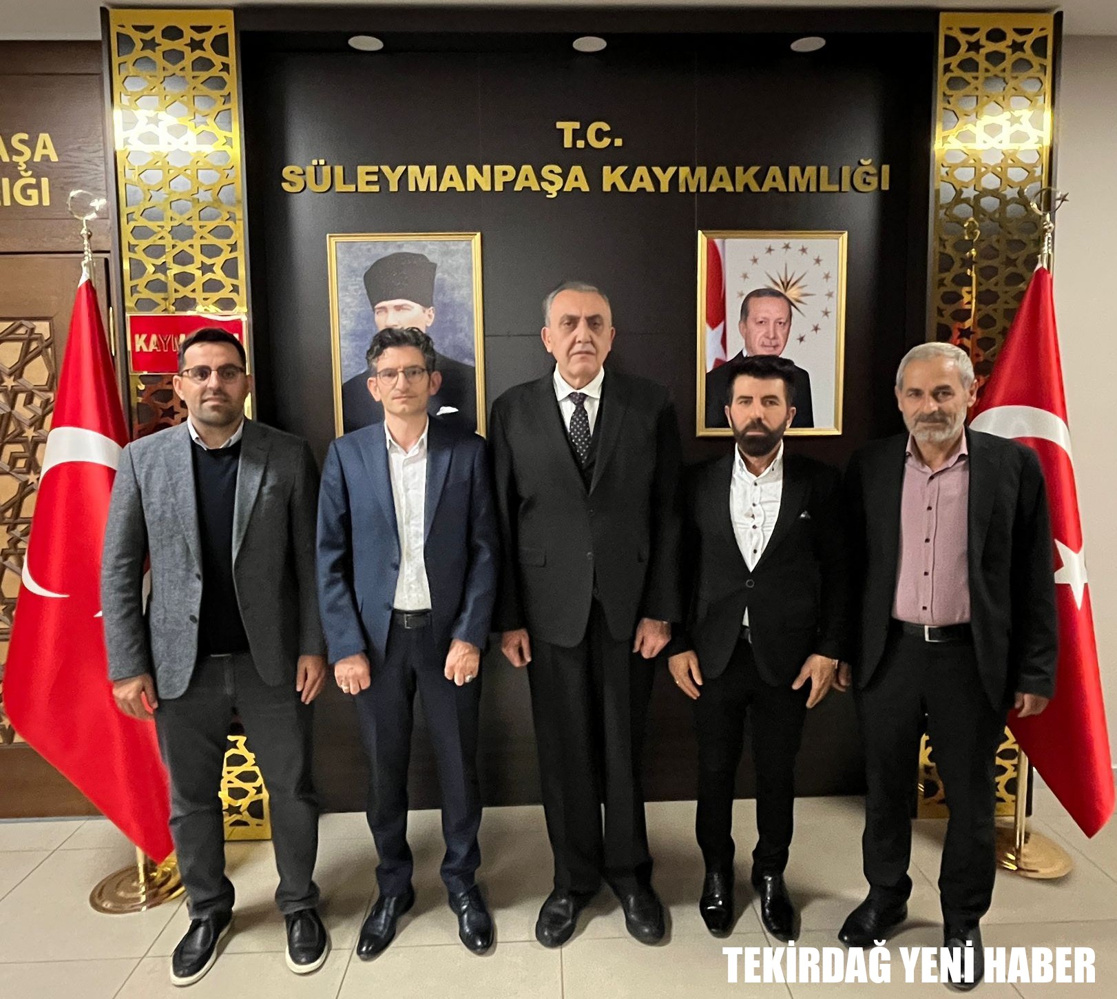 Kaymakamı  Mahmut Nedim TUNÇER, Erzurumlular Derneği Başkanı Şimşek NİŞANCI ile yönetim kurulu üyeleri…