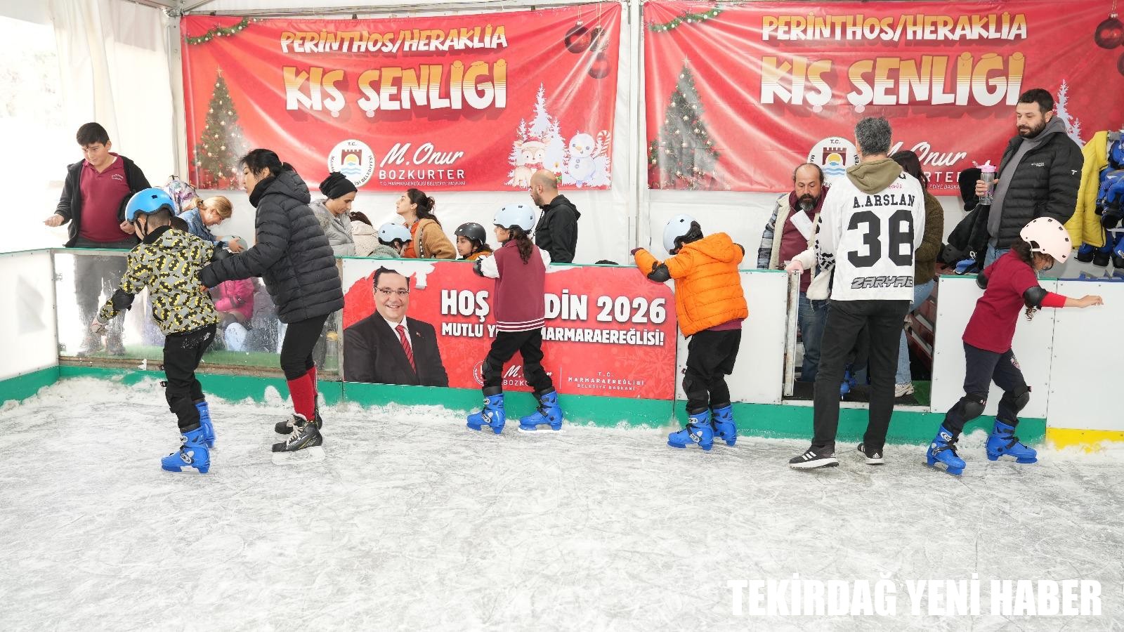 Marmaraereğlisi’nde Yeni Yıl Coşkusu: Ücretsiz Buz Pisti ve Kış Şenliği Yoğun İlgi Görüyor