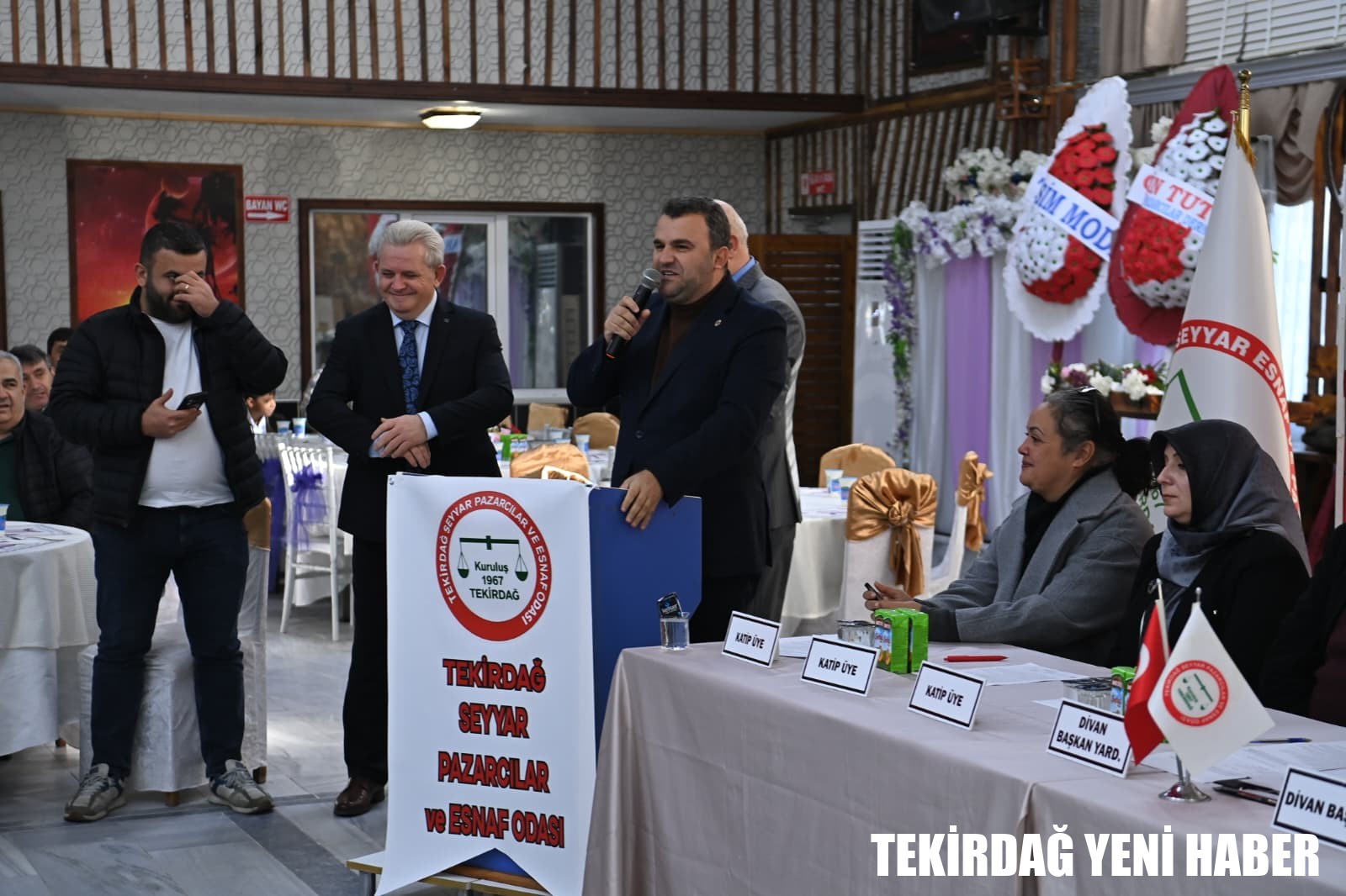 Başkan Nallar Pazarcılar Odası Genel Kuruluna Katıldı