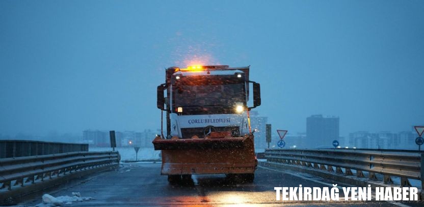 Çorlu Belediyesi, Kar ve Buzlanmaya Karşı Önlem Aldı