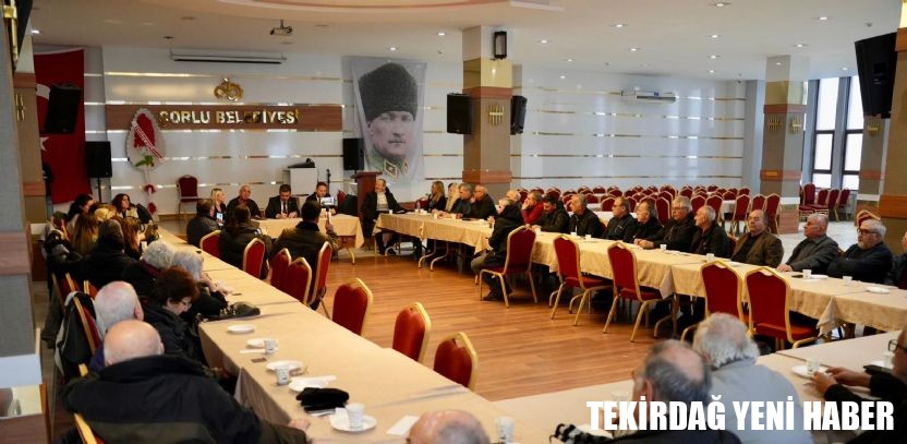 Başkan Sarıkurt Emeklilerle Bir Araya Geldi