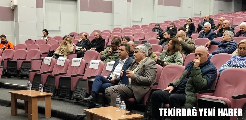 Başkan Sarıkurt, Kınalı-Malkara Otoyolu Projesi Halkın Katılımı Toplantısı´na Katıldı