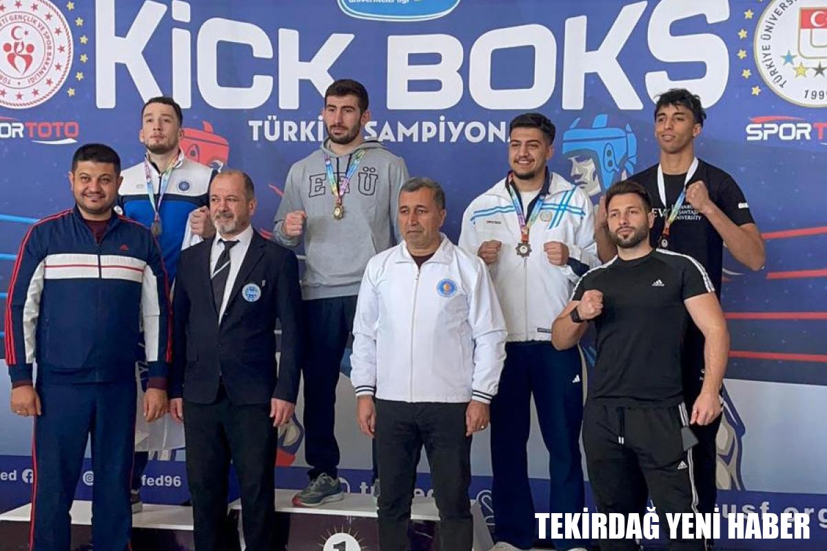 ÖĞRENCİMİZ KİCK BOKS ÜNİLİG TÜRKİYE ŞAMPİYONASINDA 2.LİK ELDE ETTİ