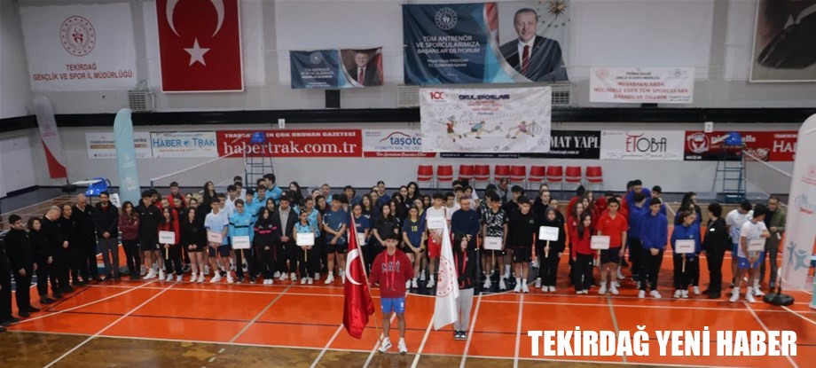 OKUL SPORLARI BADMİNTON GENÇLER (KIZ-ERKEK) GRUP MÜSABAKALARI İLİMİZ EV SAHİPLİĞİNDE BAŞLADI.