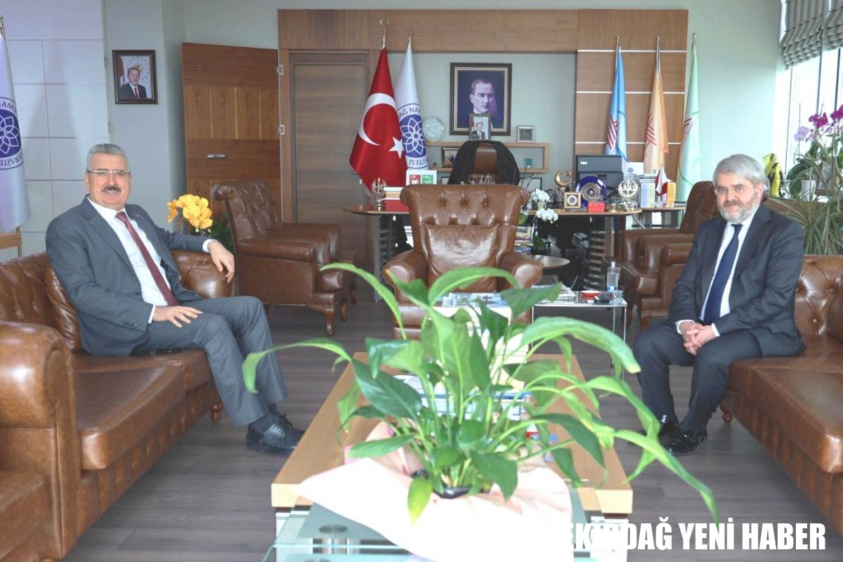 TEKİRDAĞ İL MÜFTÜSÜ’NDEN NAMIK KEMAL ÜNİVERSİTESİ REKTÖRÜNE VEDA ZİYARETİ