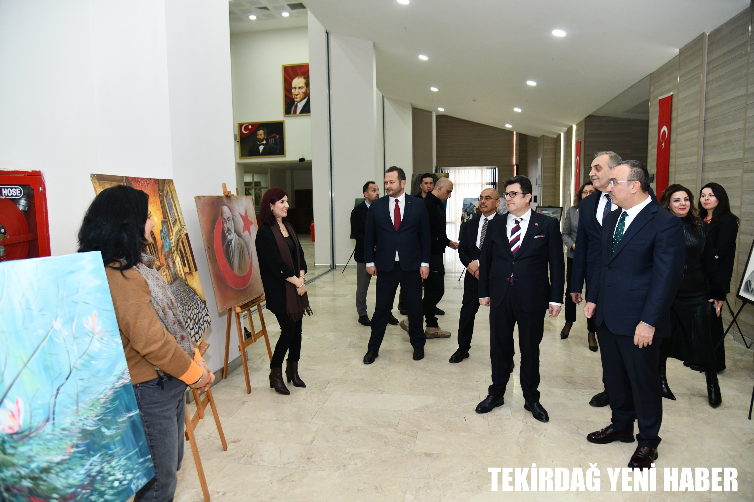 Vali Soytürk “Kim Var” Sanat Etkinliğine Katıldı