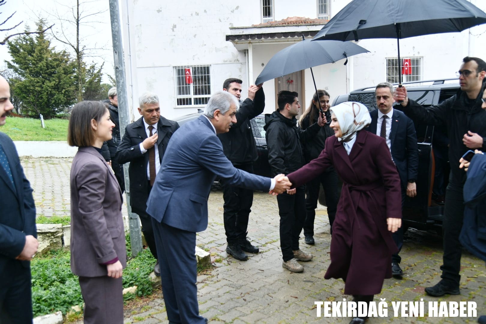 Aile ve Sosyal Hizmetler Bakanı Göktaş ve Vali Soytürk Çocuk Evlerini Ziyaret Etti