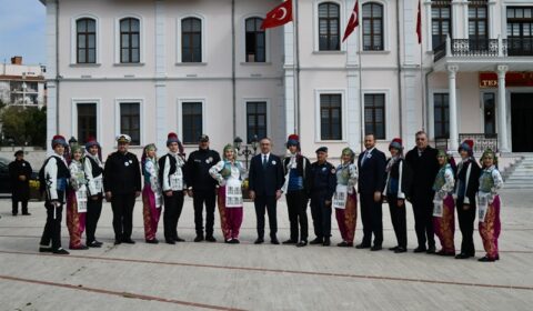 50. Turizm Haftası Münasebetiyle Çelenk Sunma Töreni Düzenlendi