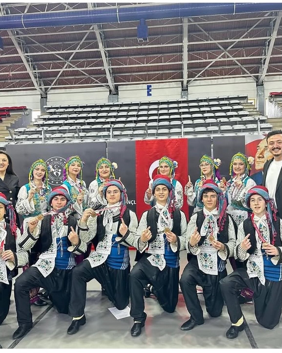 669754098_18573572209028762_5488260499010030919_n