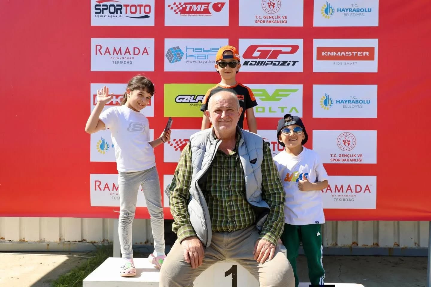 681292595_18061249148698226_1669212731087646145_n