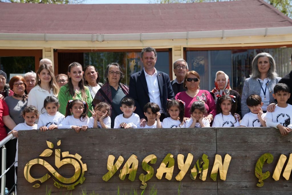 Çorlu`da Kuşaklar Arası Gönül Köprüsü Kuruldu