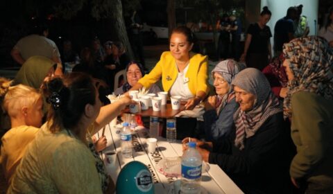 ERGENE'DE ÇAYLAR VE KAHVELER MÜGE BAŞKANDAN!