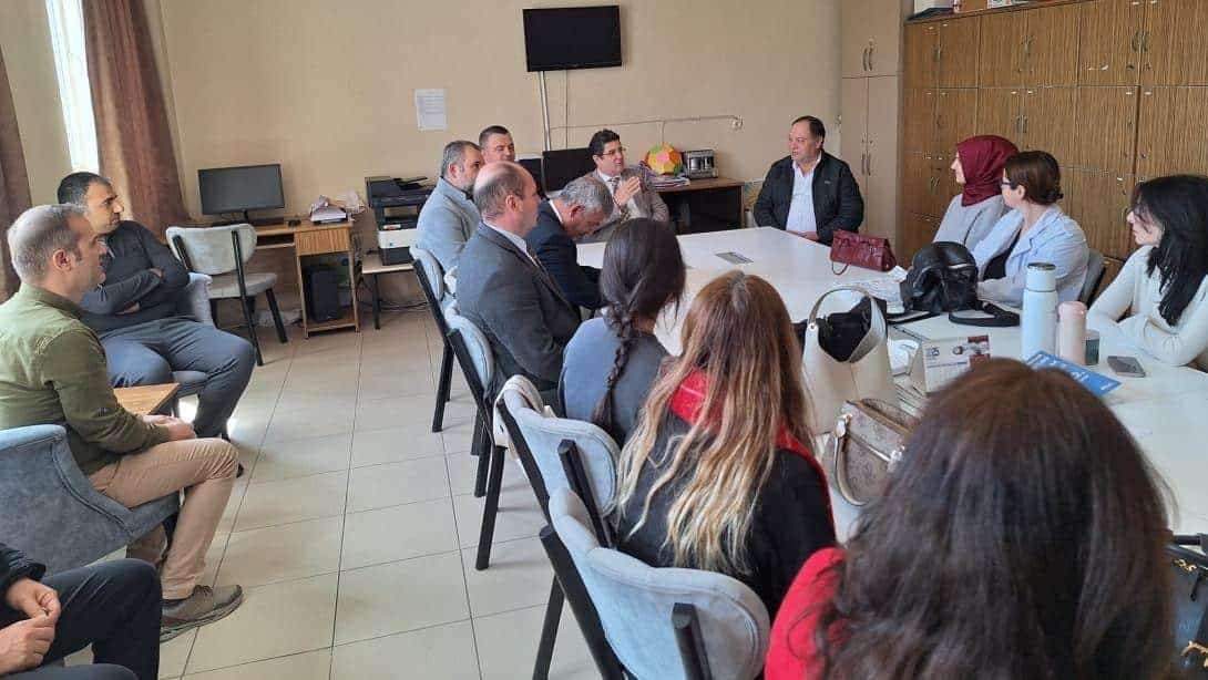 İl Millî Eğitim Müdürü Dr. Aziz Yeniyol Malkara Anadolu Lisesini Ziyaret Etti