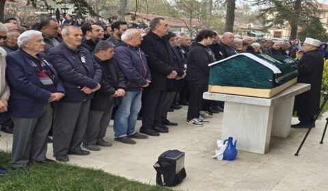 Kaymakamımız Sayın Mahmut Nedim TUNÇER, İlçemiz Tekirdağ Anadolu Lisesi Müzik Öğretmeni Aslı YORUÇ KOŞAR'ın vefat eden eşi...