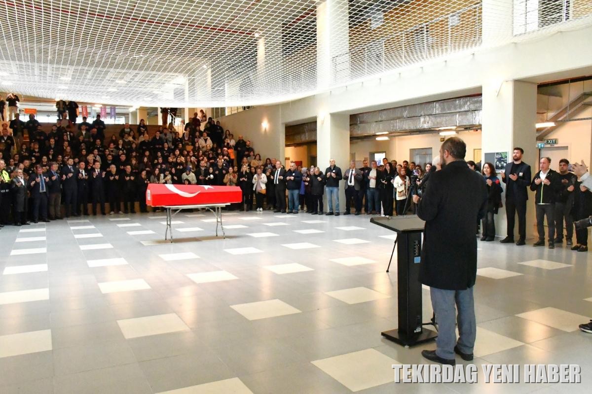 NAMIK KEMAL ÜNİVERSİTESİ FEN EDEBİYAT FAKÜLTESİ DR. ÖĞR. ÜYESİ TEVFİK SÜTÇÜ İÇİN TÖREN DÜZENLENDİ