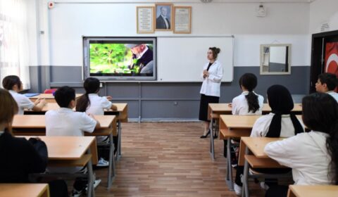 Öğretmenlerin İl İçi İsteğe Bağlı Yer Değiştirme Duyurusu Yayımlandı