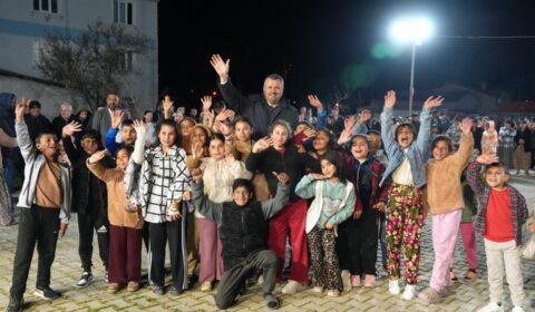 Saray'da dünya romanlar günü coşkusu