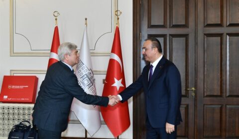 Savunmadan Sanata: “Genç Tasarımlar Özel Gün Kartı ve Tişört Tasarım Yarışması”nda Derece Almaya Hak Kazanan Öğrencilere Hediye Takdim Edildi