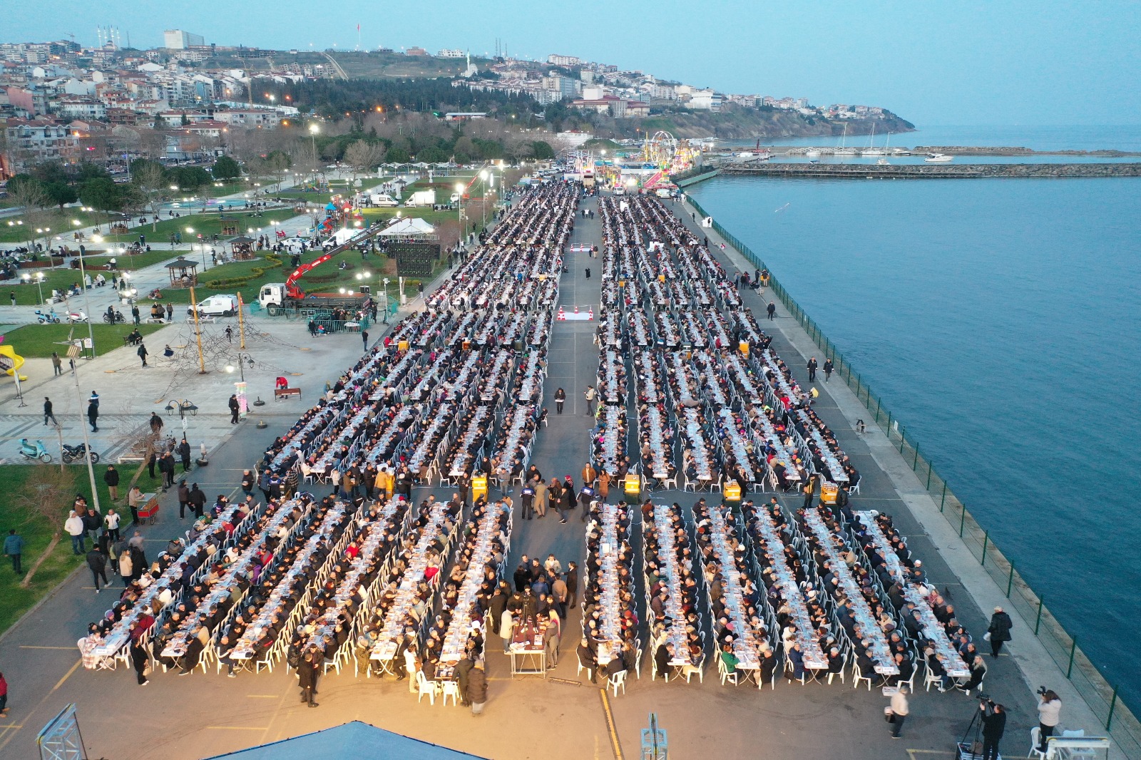 Süleymanpaşa Belediyesinden Kadir Gecesi Şerefine Dev İftar