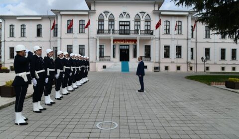 Türk Polis Teşkilatının Kuruluş Yıldönümü Münasebetiyle Çelenk Sunma Töreni Düzenlendi