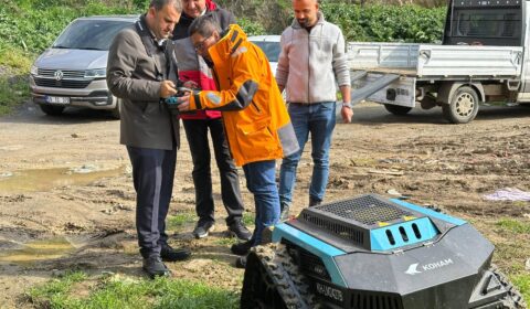 Yeni Nesil Ot Biçme Robotu Hizmete Girdi
