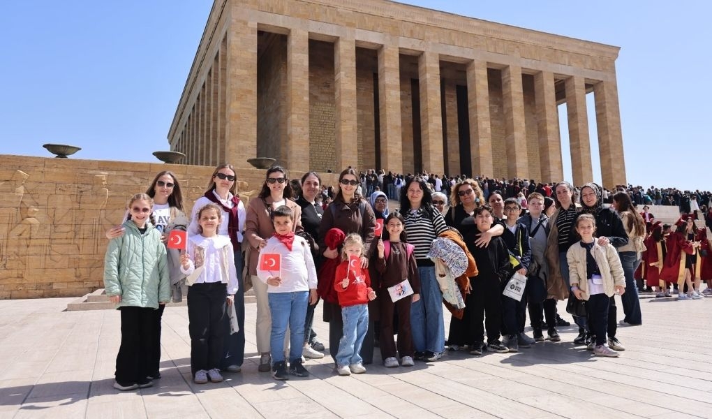 BÜYÜKŞEHİR'DEN ANNELERE "CANDAN" DESTEK: KADININ VE ÇOCUĞUN HER ANINDA YANINDA