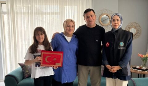 BÜYÜKŞEHİR'DEN GAZİ AİLESİNE ANLAMLI DOĞUM GÜNÜ SÜRPRİZİ