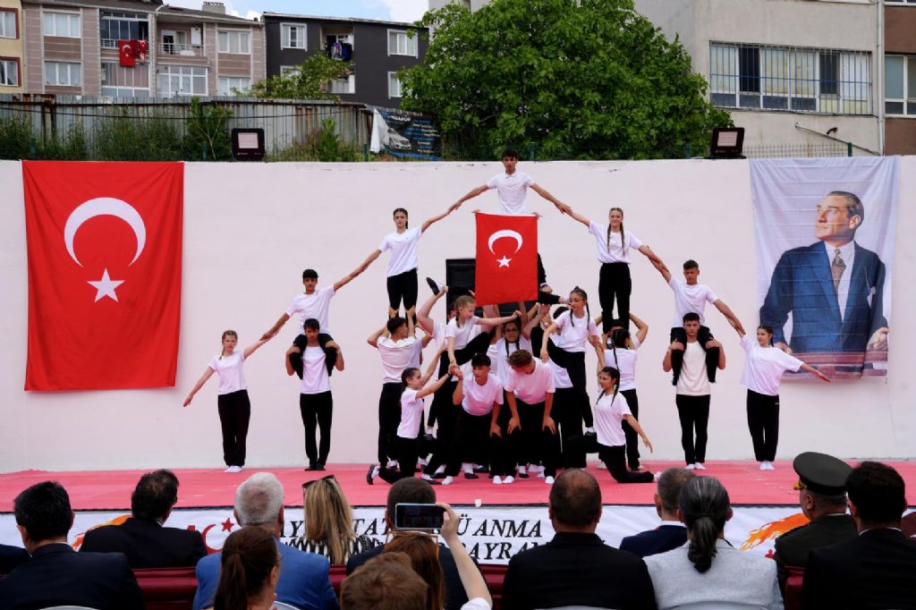 Çorlu`da 19 Mayıs Atatürk`ü Anma, Gençlik ve Spor Bayramı Kutlandı