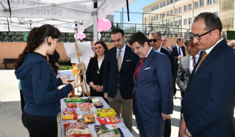 İl Millî Eğitim Müdürü Dr. Aziz Yeniyol, "Glutensiz ve Hareketli Yaşam Etkinliği" ne Katıldı