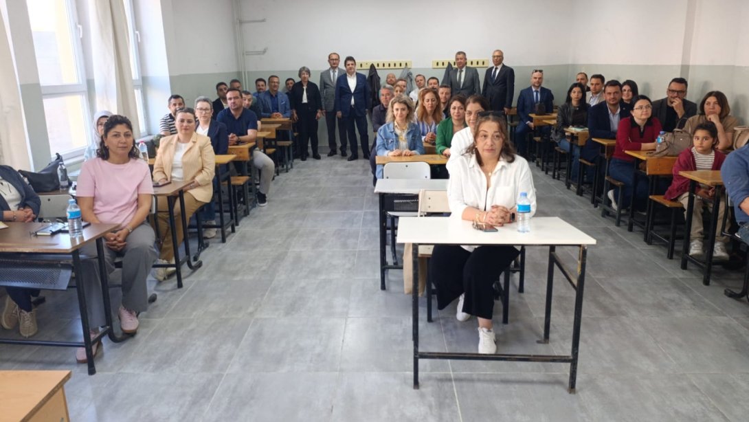 İl Millî Eğitim Müdürü Dr. Aziz Yeniyol'dan Yönetici Yetiştirme Programına Ziyaret