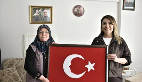 MALKARA BELEDİYE BAŞKANI NERGİZ KARAAĞAÇLI ÖZTÜRK’TEN ANNELER GÜNÜ’NDE GÖNÜLLERE DOKUNAN BULUŞMALAR