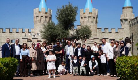 Masal Park`ta Sevgi Dolu Buluşma