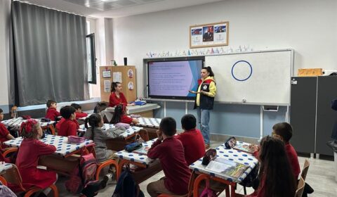 “Sağlıklı Bir Yaşam İçin Balık Yiyelim" Eğitimleri Devam Ediyor