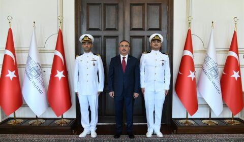 TCG Gurbet Gemisi Komutanı Dursun Vali Soytürk’ü Ziyaret Etti