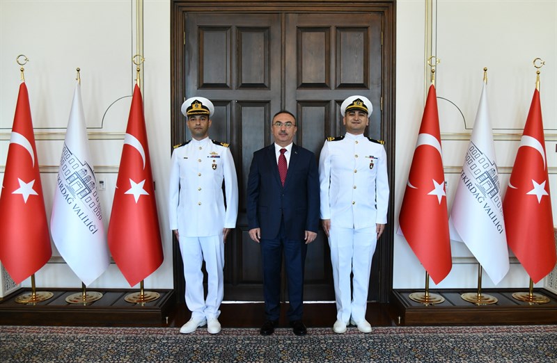 TCG Gurbet Gemisi Komutanı Dursun Vali Soytürk’ü Ziyaret Etti