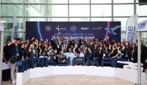 TEKİRDAĞ NKÜ EV SAHİPLİĞİNDE ÖĞRENCİLERİ İŞ DÜNYASIYLA BULUŞTURAN ‘TRAKYA KARİYER FUARI 2026’ TAMAMLANDI
