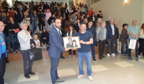 TEKİRDAĞ NKÜ’DE YAZAR AHMET ŞERİF İZGÖREN İLE HAYATA DEĞER KATMAK ÜZERİNE İLHAM VERİCİ BİR SÖYLEŞİ GERÇEKLEŞTİRİLDİ