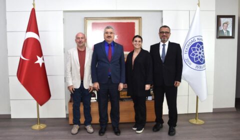 ÜNİVERSİTEMİZ REKTÖRÜNE NEZAKET ZİYARETİ