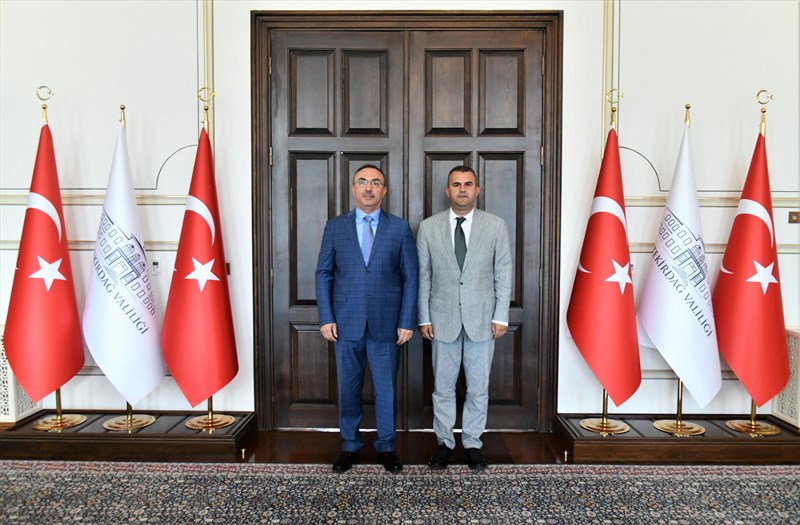 Belediye Başkanı Nallar Vali Soytürk’ü Kiraz Festi