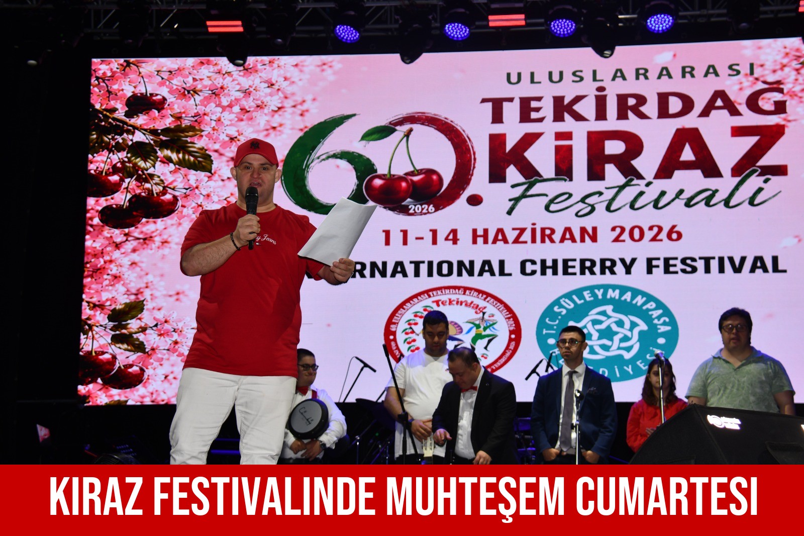 Kiraz Festivalinde Muhteşem Cumartesi