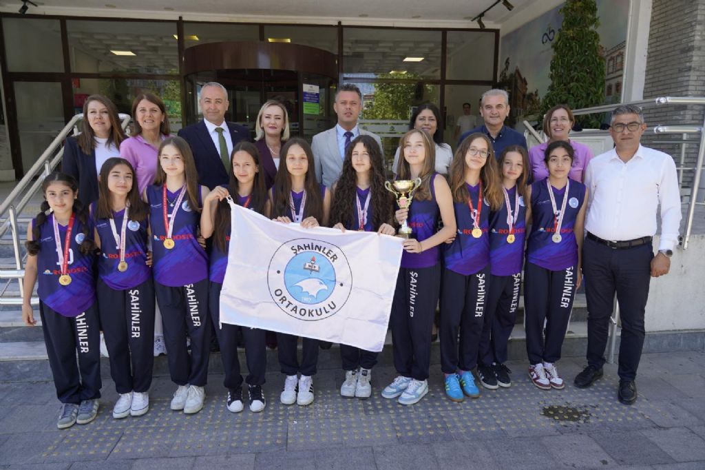 Şampiyonluk Çorlu`muza Çok Yakışıyor