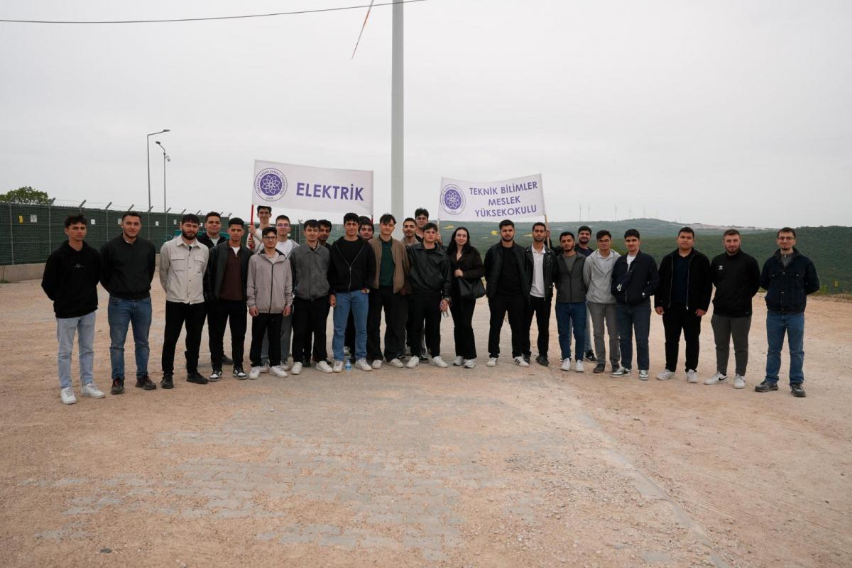 TEKNİK BİLİMLER MYO ÖĞRENCİLERİ “GELECEĞE DEĞER” PROGRAMI KAPSAMINDA ENTEK ELEKTRİK TESİSİNE TEKNİK GEZİ GERÇEKLEŞTİRDİ